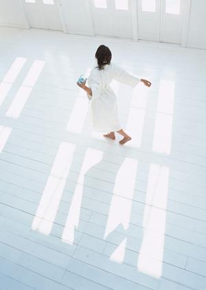 浴室ドアを交換してきれいなバスルームに